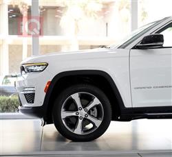 جیپ گراند شیرۆکی